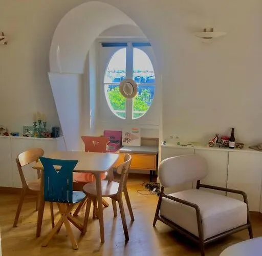 Apartament La Garde Paryż