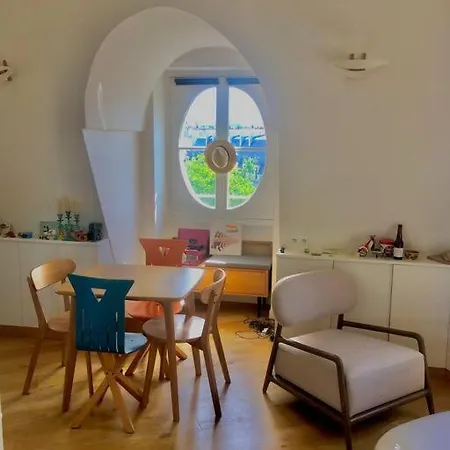 Apartament La Garde Paryż